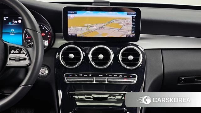 Mercedes-Benz C-Class W205 2020 Белый из Кореи, фото 5