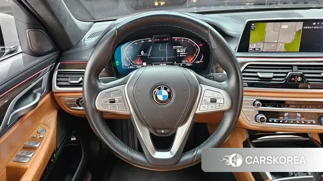 BMW 7 Series (G11) 2021 Серебристо-серый из Кореи, фото 5