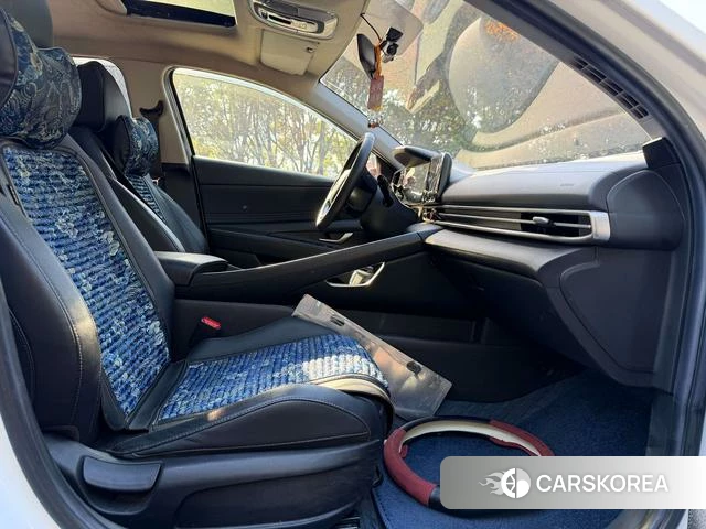 Hyundai Elantra 2021 Белый из Китая, фото 5