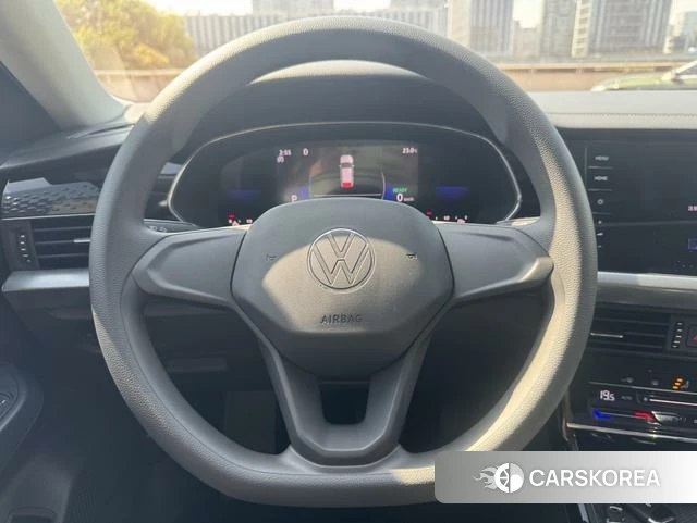 Volkswagen Passat PHEV 2023 Черный из Китая, фото 5