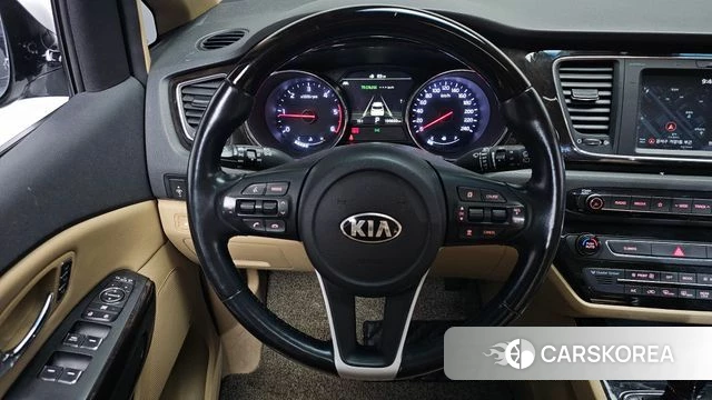 Kia The New Carnival 2018 Белый из Кореи, фото 5