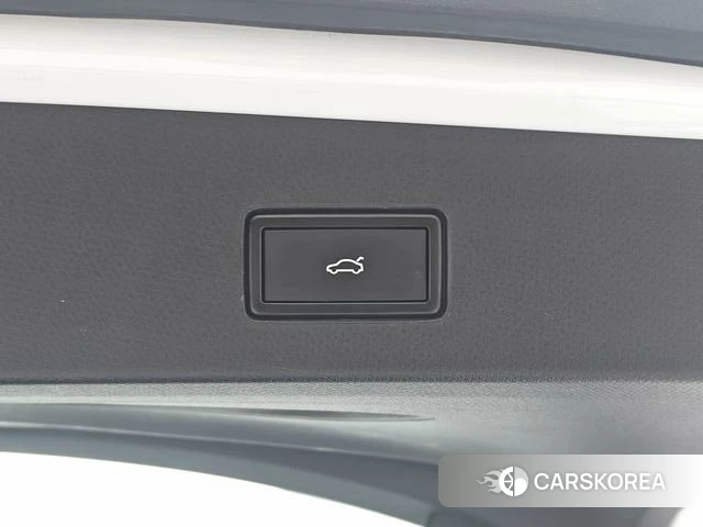 Volkswagen With the crowd 06 2025 Белый из Китая, фото 5