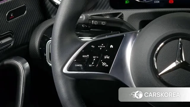 Mercedes-Benz A-Class W177 2024 Белый из Кореи, фото 5