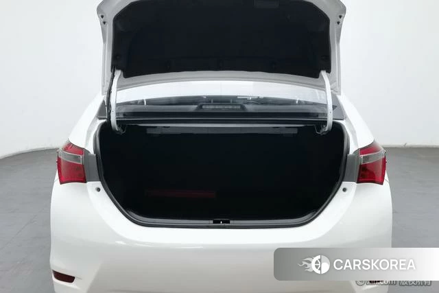 Toyota Corolla 2019 Белый из Китая, фото 5