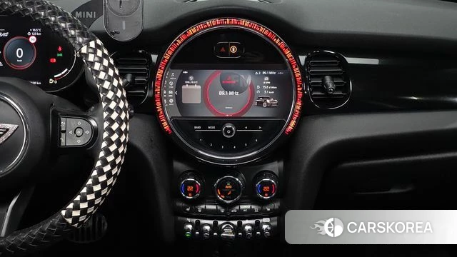 Mini Cooper 2022 Черный из Кореи, фото 5