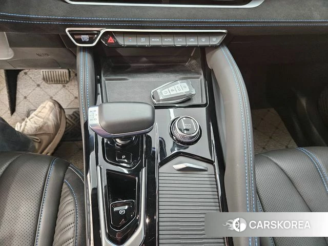 Renault Korea (Samsung) Grand Coleos 2024 Жемчужный цвет из Кореи, фото 5