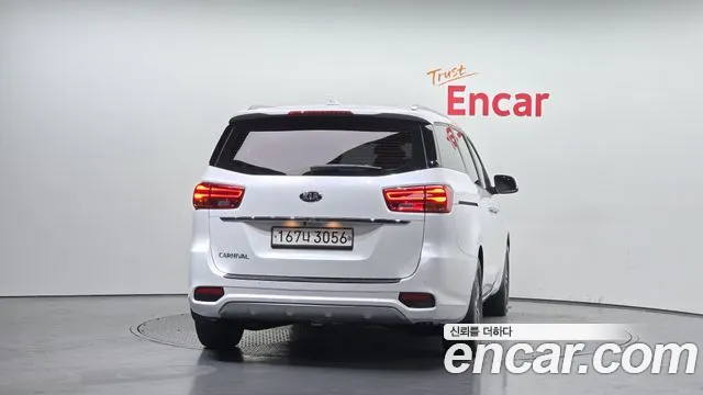 Kia The New Carnival 2019 Белый из Кореи, фото 5