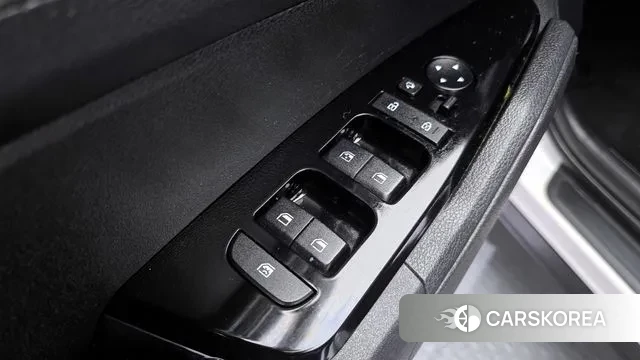 Kia Sportage 5th Generation 2021 Белый из Кореи, фото 5