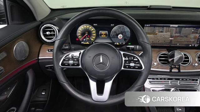 Mercedes-Benz E-Class W213 2019 Серый из Кореи, фото 5