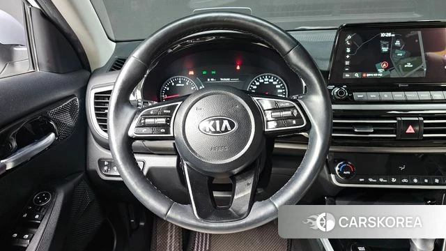 Kia Seltos 2021 Белый из Кореи, фото 5