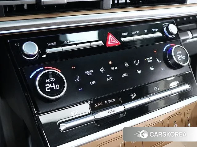 Hyundai Santa Fe (MX5) 2023 Белый из Кореи, фото 5