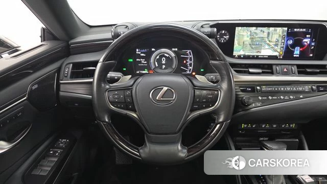 Lexus ES300h 7th generation 2019 Жемчужный цвет из Кореи, фото 5