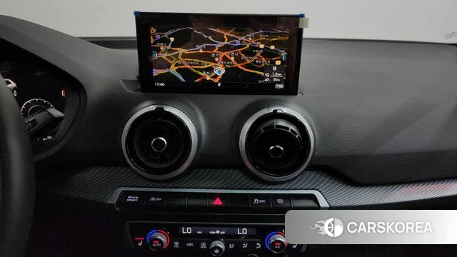 Audi Q2 2023 Белый из Кореи, фото 5