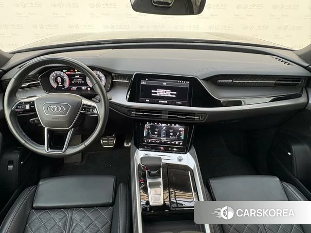 Audi Q6 2025 Черный из Китая, фото 5