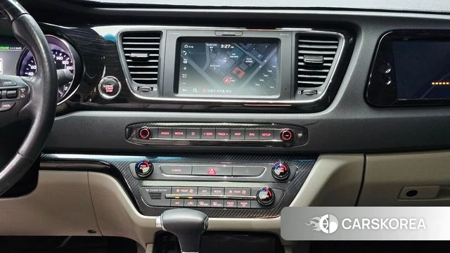 Kia The New Carnival 2018 Белый из Кореи, фото 5