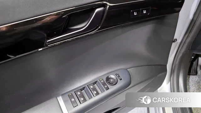 Hyundai Grandeur (GN7) 2023 Серебряный из Кореи, фото 5