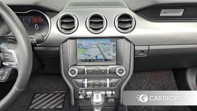 Ford Mustang 2022 Черный из Кореи, фото 5