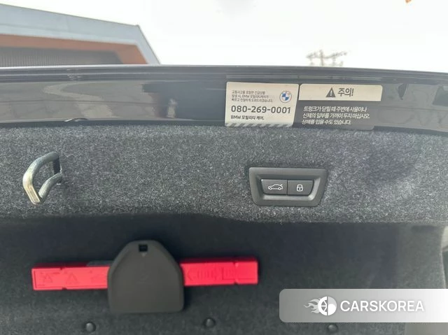 BMW 5 Series (G60) 2025 Черный из Кореи, фото 5