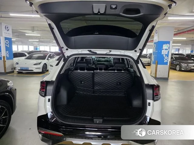 Kia Sportage 5th Generation 2024 Белый из Кореи, фото 5