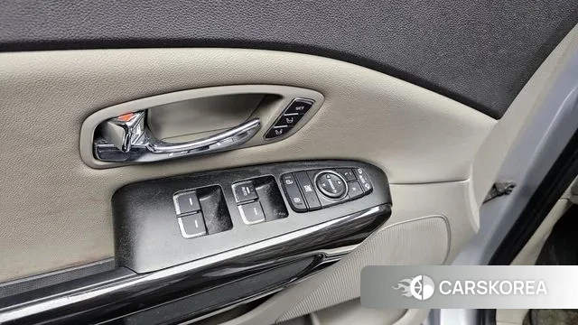 Kia All New Carnival 2018 Серебряный из Кореи, фото 5