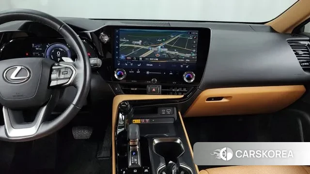 Lexus NX450h + 2nd generation 2023 Песочный из Кореи, фото 5