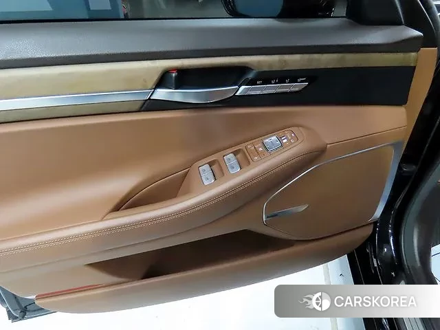 Genesis G90 2020 Черный из Кореи, фото 5