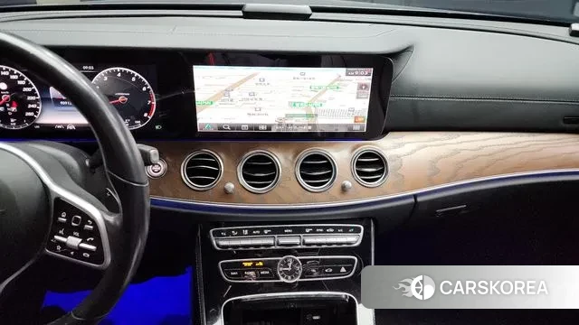 Mercedes-Benz E-Class W213 2020 Серый из Кореи, фото 5