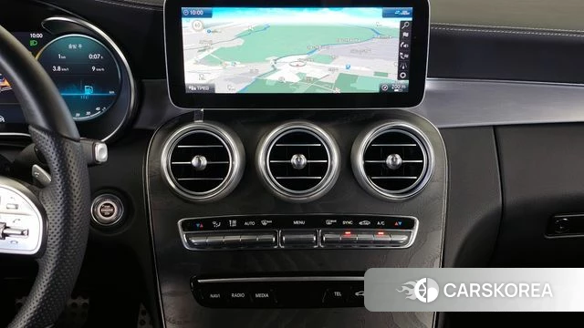 Mercedes-Benz C-Class W205 2022 Белый из Кореи, фото 5