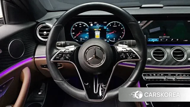 Mercedes-Benz E-Class W213 2022 Белый из Кореи, фото 5