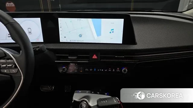 Kia EV6 2022 Черный из Кореи, фото 5