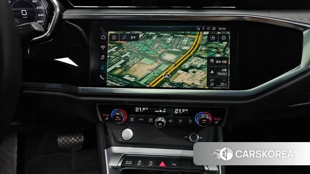 Audi Q3 (F3) 2020 Белый из Кореи, фото 5