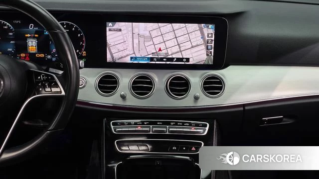 Mercedes-Benz E-Class W213 2021 Черный из Кореи, фото 5