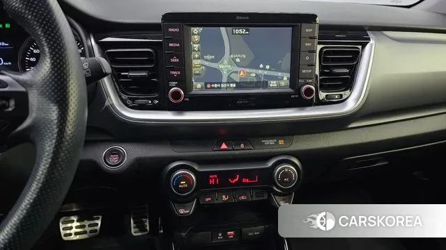 Kia Stonic 2018 Серый из Кореи, фото 5