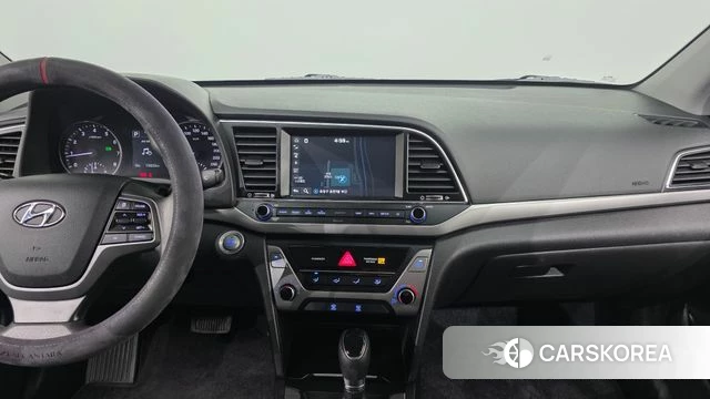 Hyundai Avante AD 2018 Белый из Кореи, фото 5