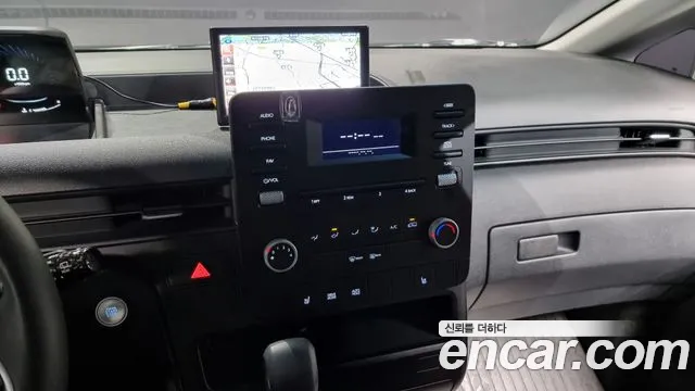 Hyundai Staria 2022 Белый из Кореи, фото 5