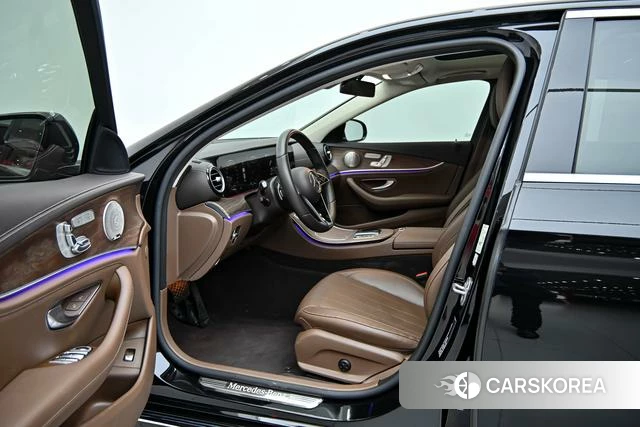 Mercedes-Benz E-class 2023 Черный из Китая, фото 5