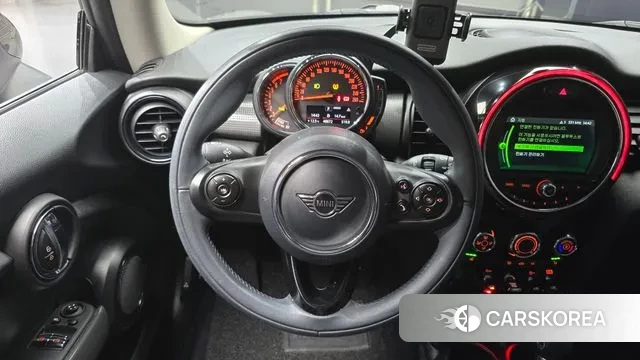Mini Cooper 2019 Серебряный из Кореи, фото 5