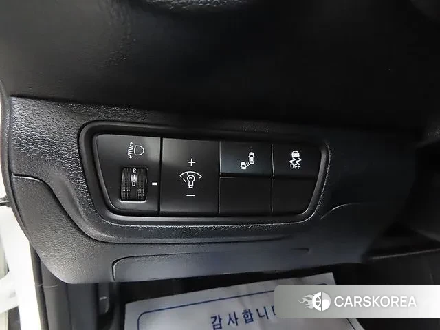 Kia The New K3 2nd generation 2021 Белый из Кореи, фото 5