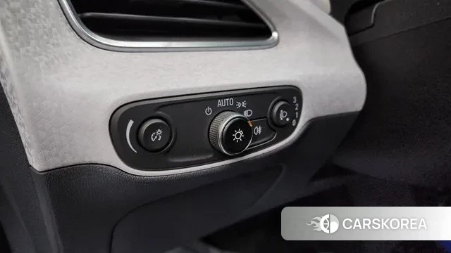 Chevrolet (GM Daewoo) Bolt EV 2019 Серебряный из Кореи, фото 5