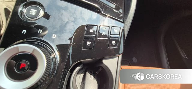 Kia Sportage 5th Generation Hybrid 2024 Белый из Кореи, фото 5