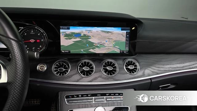 Mercedes-Benz E-Class W213 2018 Белый из Кореи, фото 5