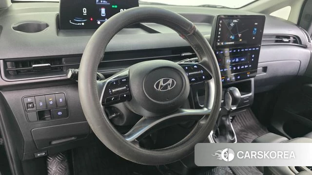 Hyundai Staria 2023 Черный из Кореи, фото 5