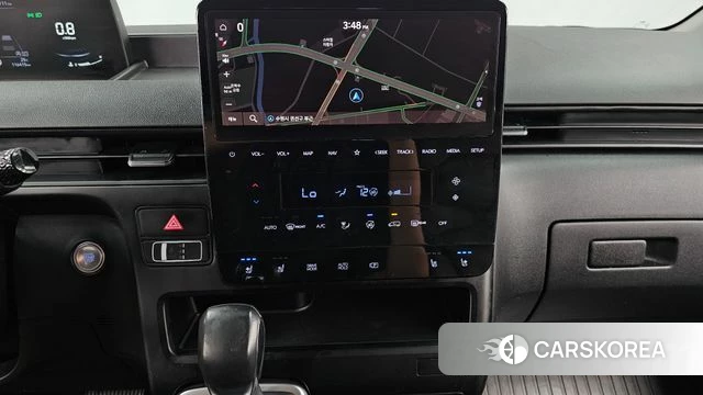 Hyundai Staria 2023 Белый из Кореи, фото 5