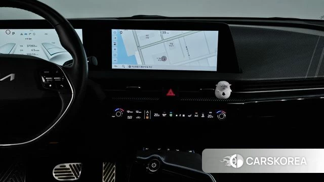 Kia EV6 2023 Белый из Кореи, фото 5