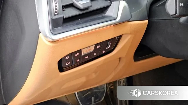 BMW 3 Series (G20) 2019 Белый из Кореи, фото 5