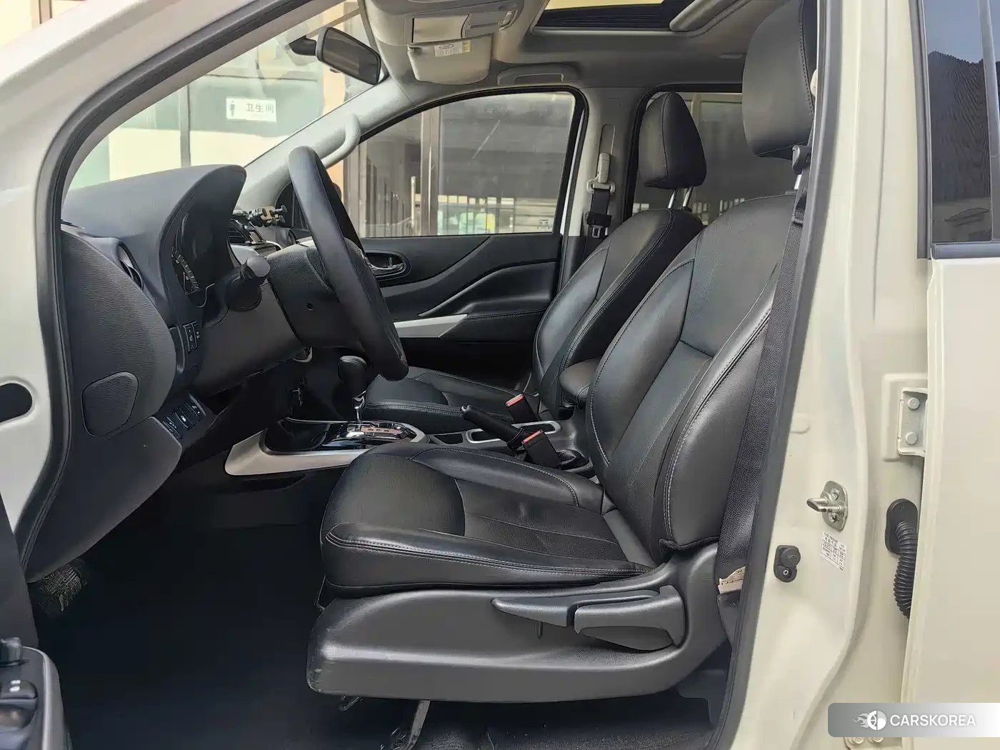 Nissan Terra 2022 Белый из Китая, фото 5