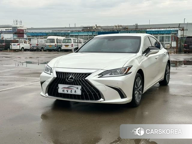 Lexus ES 2023 Белый из Китая, фото 5