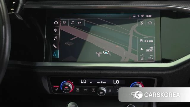 Audi Q3 (F3) 2020 Белый из Кореи, фото 5