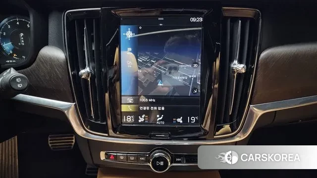 Volvo V90 Cross-Country 2019 Белый из Кореи, фото 5