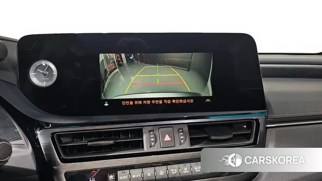 Lexus ES300h 7th generation 2022 Серебряный из Кореи, фото 5